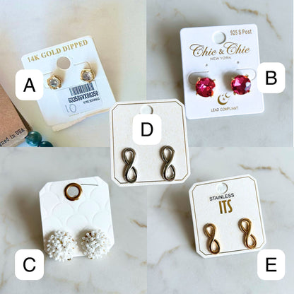 Jewelry: Stud Earrings