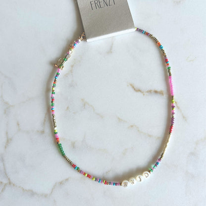 Jewelry: Necklaces/Bracelets